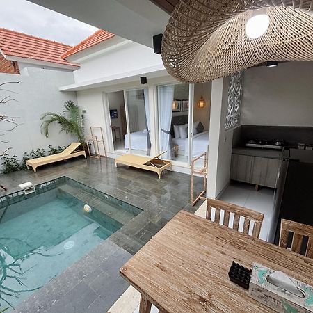 Odika Lovina Villas Cameră foto