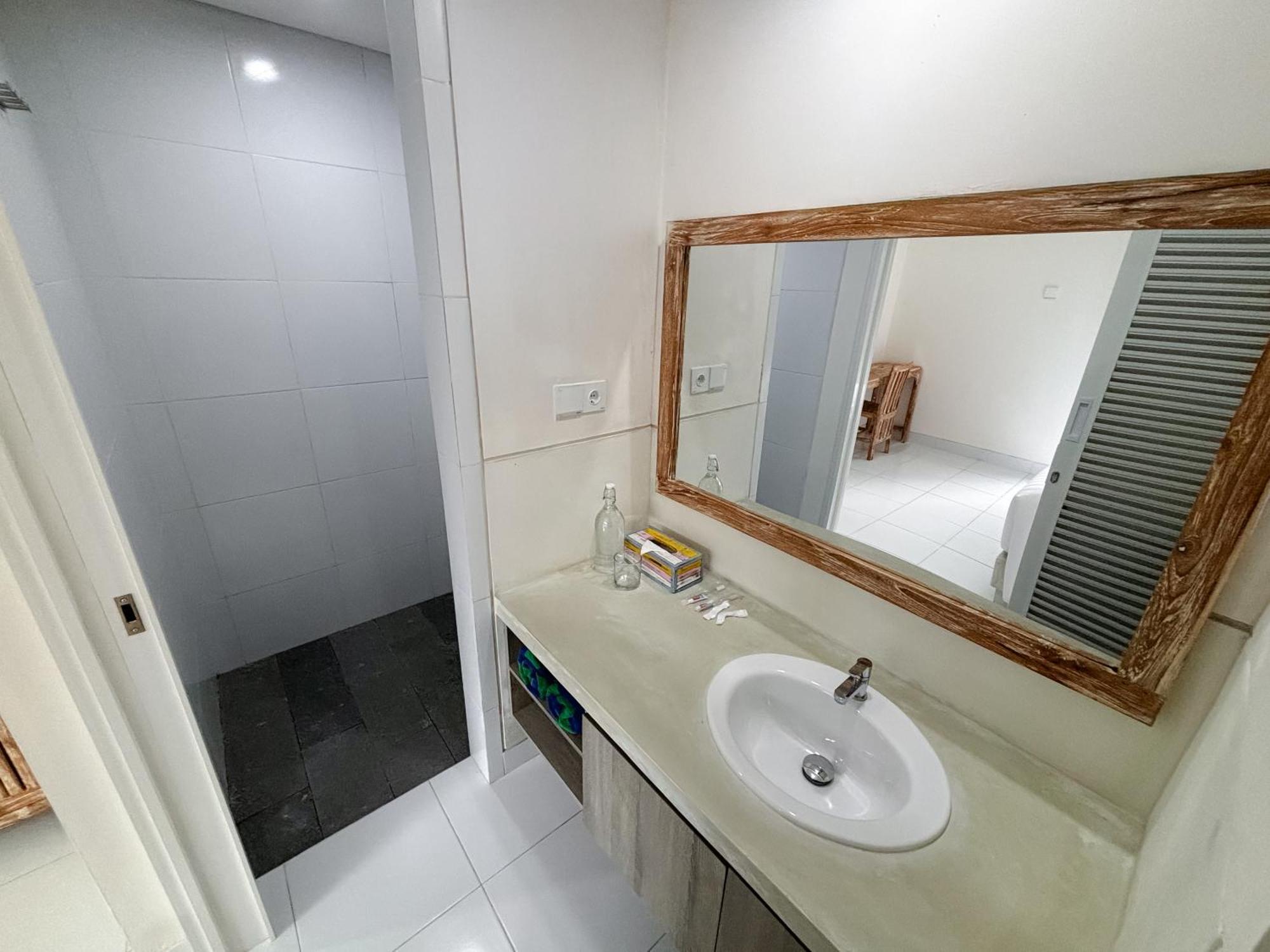 Odika Lovina Villas Cameră foto